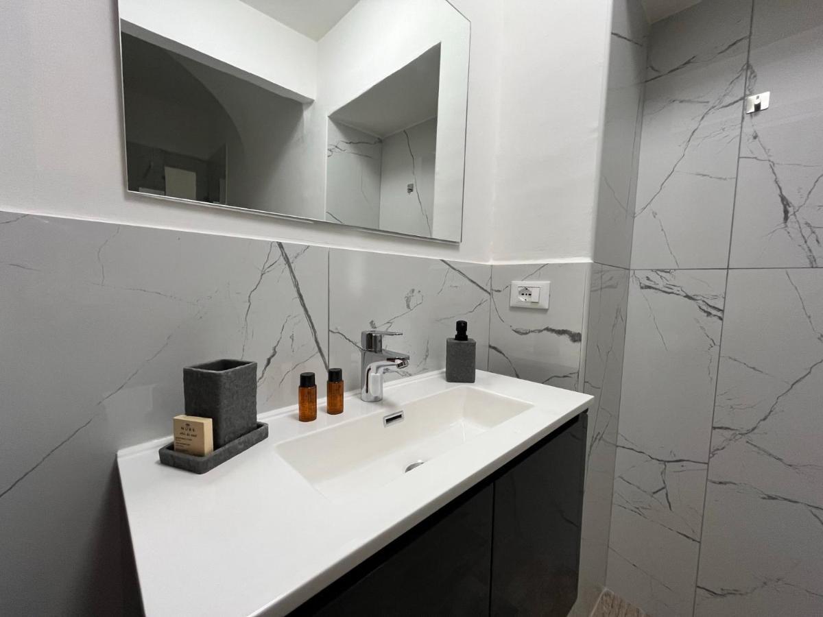 La Nicchia Apartment Asti Bagian luar foto